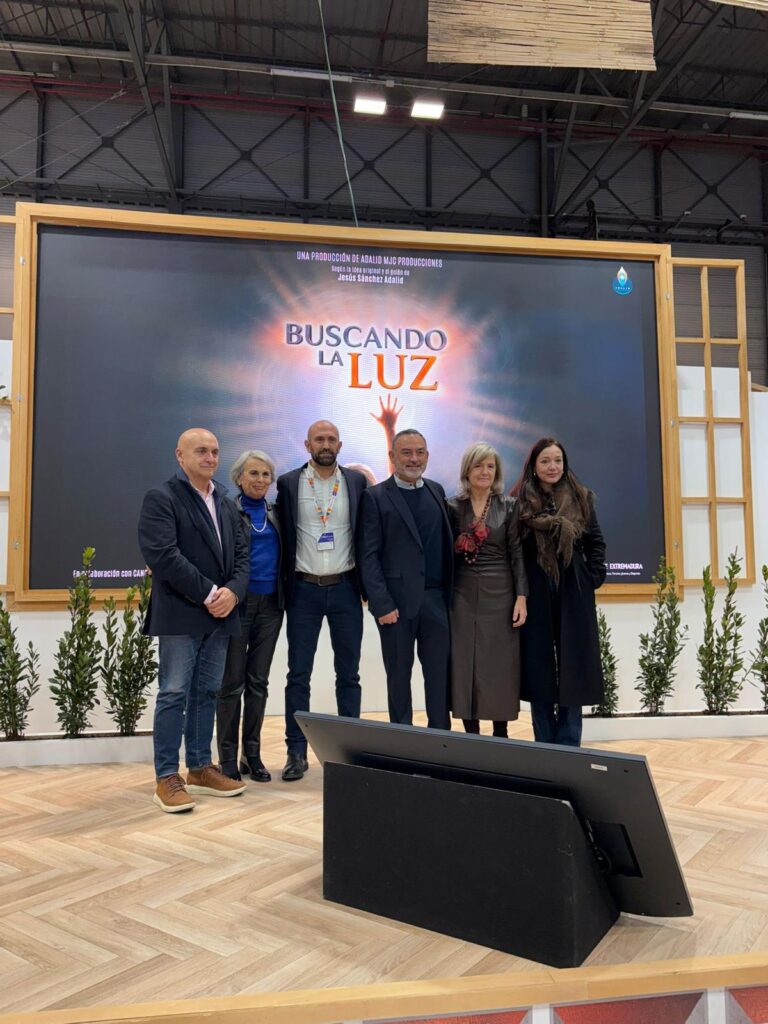 BUSCANDO LA LUZ GRUPO PEQUEÑO